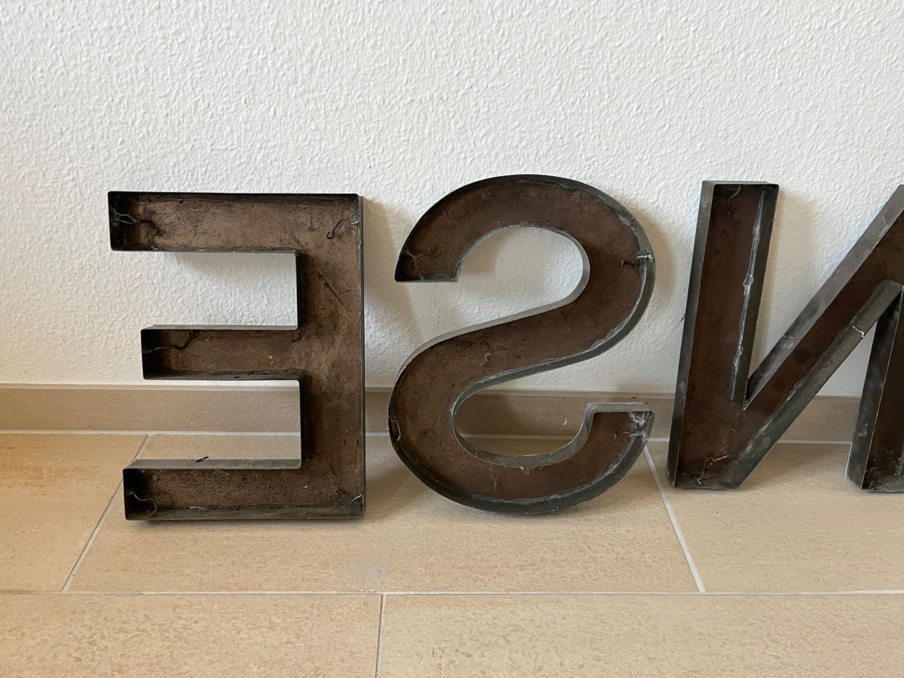 Tutte le decorazioni: Buchstaben – Usato da Kilchberg ZH venduto da hisli 2