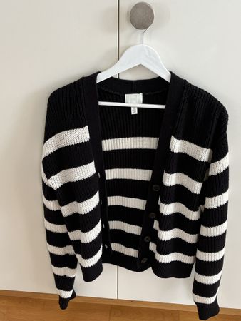 Schwarze Strickjacke mit Streifen, Grösse XS