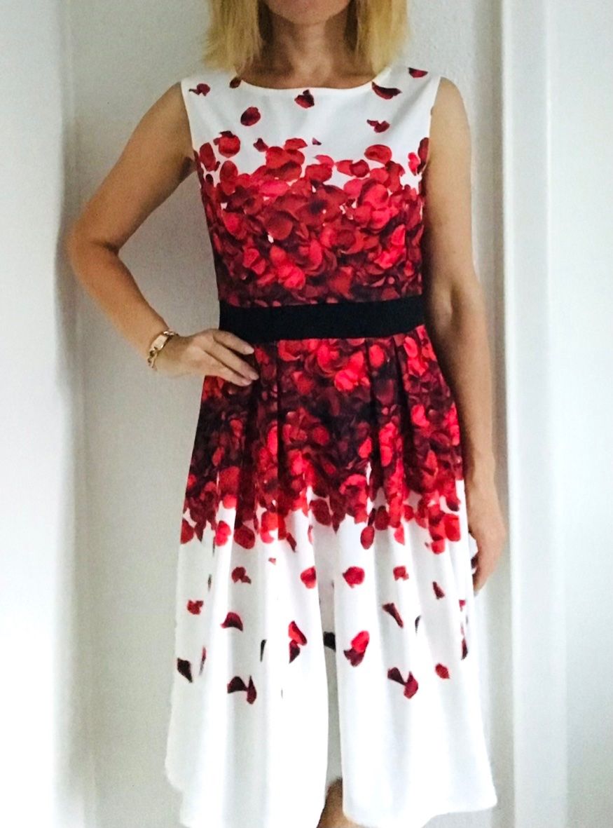 Anna Field Vestiti: Sommerliches Kleid mit Rosenmuster – Nuovo (secondo la descrizione) da Zürich venduto da KEEPINSPIRED 1