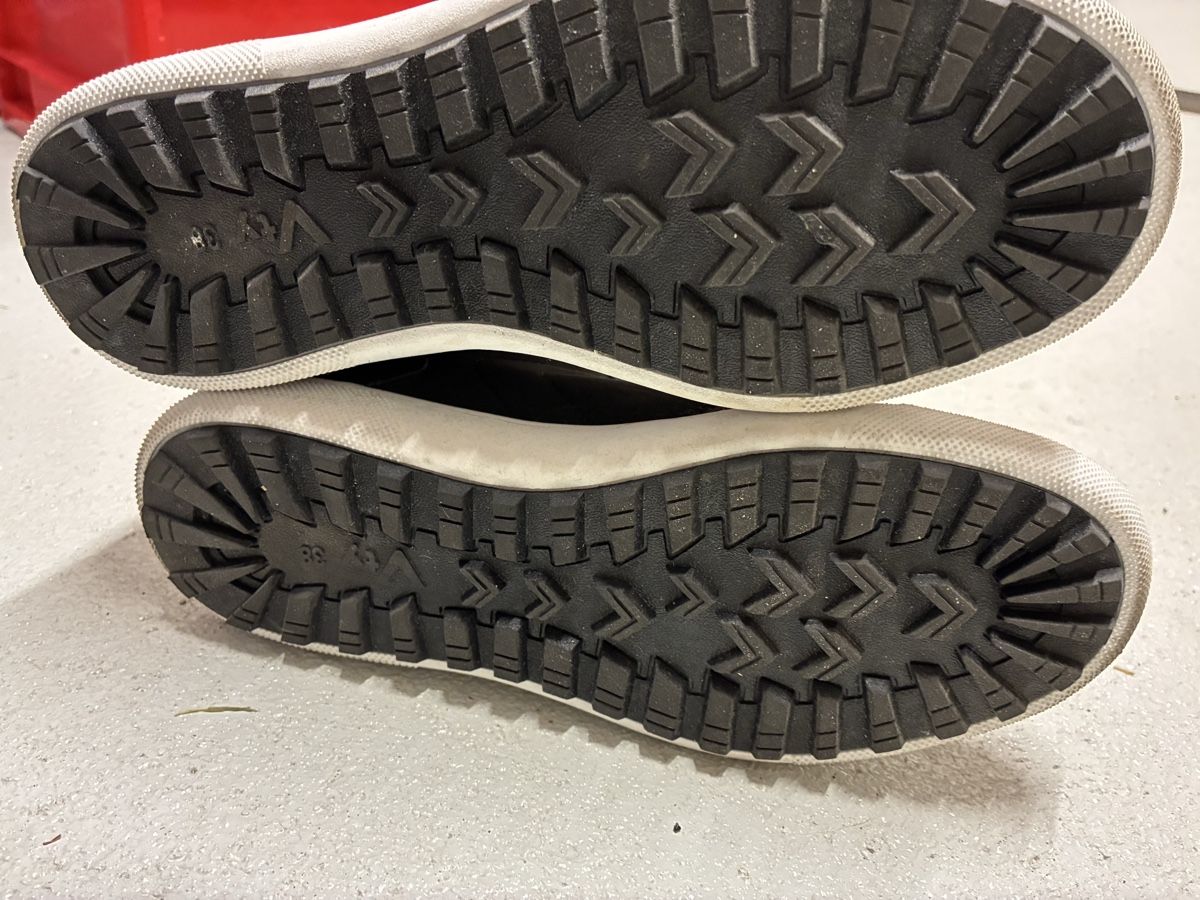 Damenschuhe: Warme Winter-Sneaker mit Futter, Gr. 38, TOP Zustand – Gebraucht aus Muhen von Sally203 2