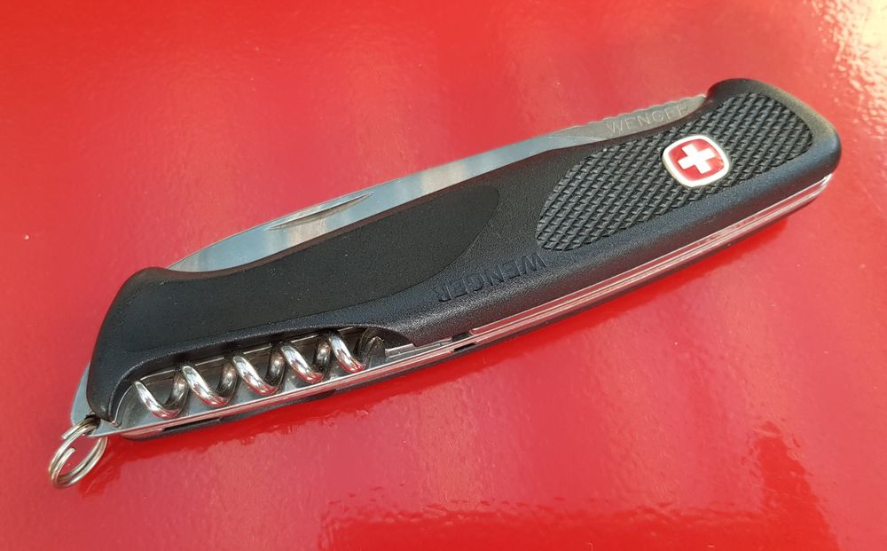 Couteaux de poche anciens de collection Wenger