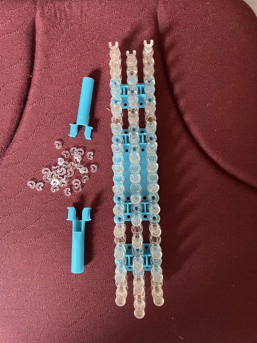 Kit bricolage: Rainbow Loom Bänder Set mit Webbrett und Werkzeug – Nuovo (secondo la descrizione) da Suhr venduto da nataschaad 2