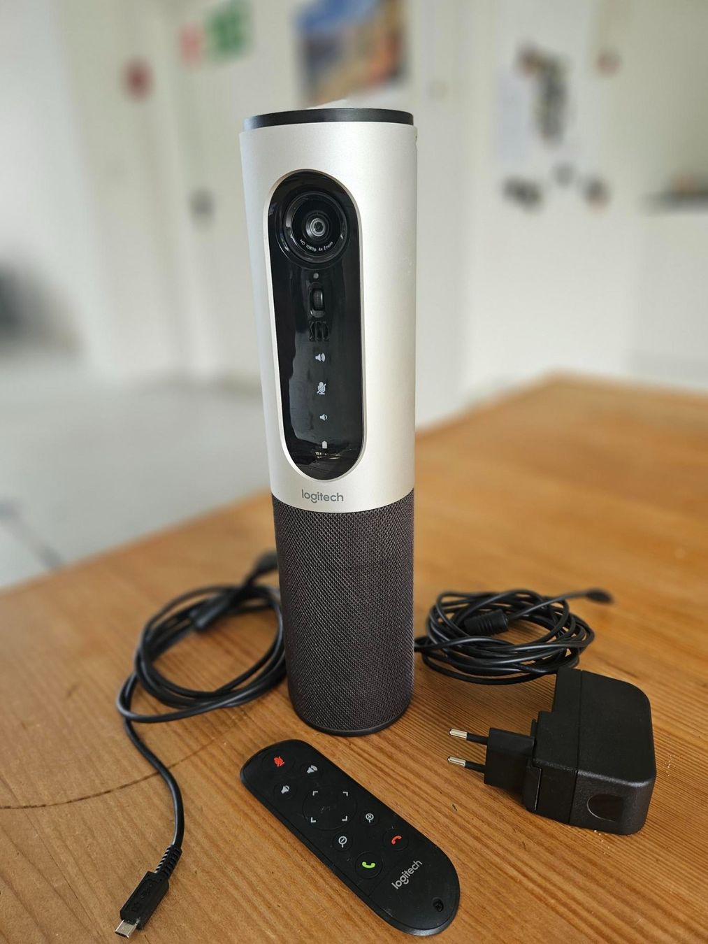 Logitech Webcam: Logitech ConferenceCam Connect USB Full HD 1080P 30 fps – Usato da Schwanden GL venduto da Trailworks-AG