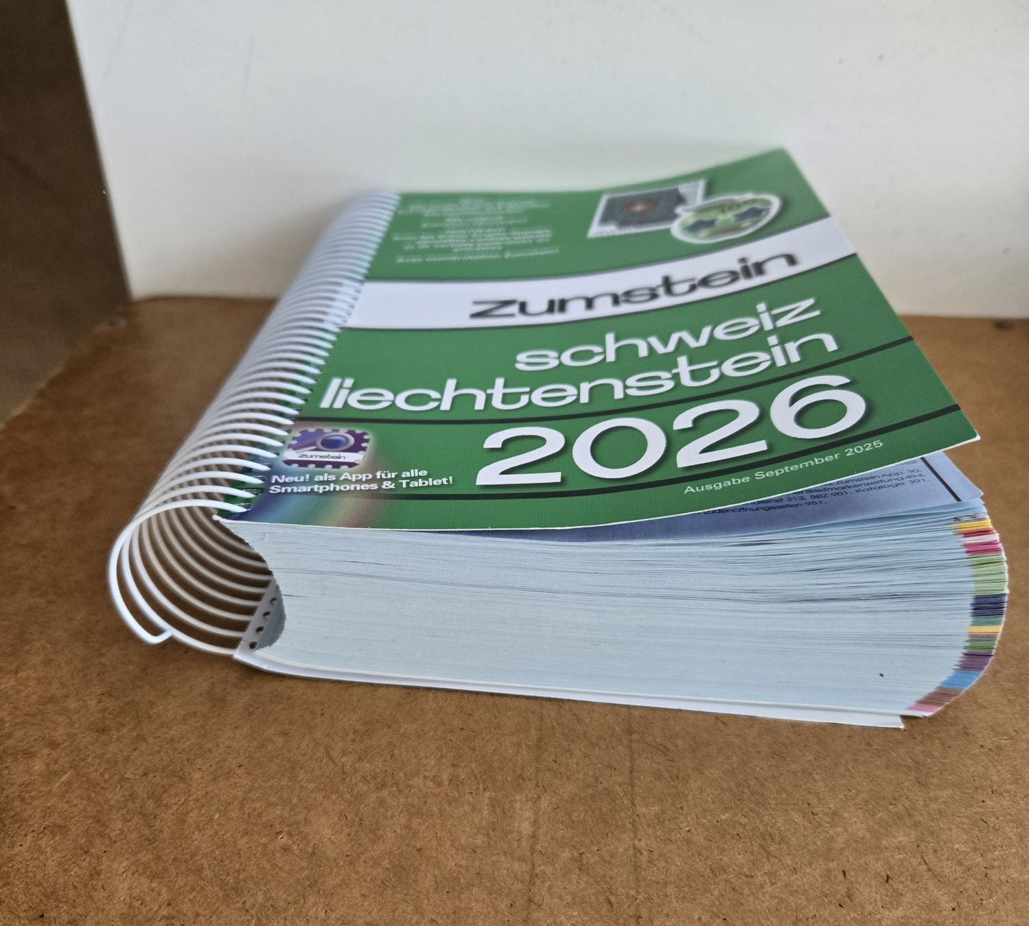 Libri: Zumstein Briefmarkenkatalog 2026 mit Spiralbindung – Usato da Gelterkinden venduto da Vabis62 3