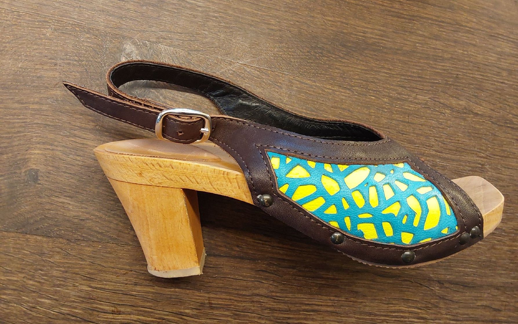 Scarpe da donna: Tokushuu Zoccoli 35 – Usato da Köniz venduto da scopello12 3