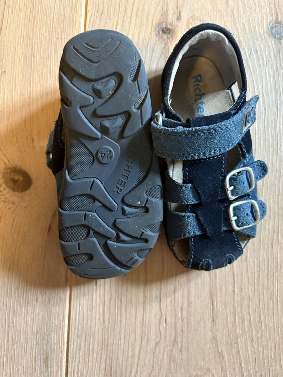Scarpe per ragazzi: Set aus 3 Paar Sandalen Gr. 24/25 – Usato da Schwerzenbach venduto da frauminze 3