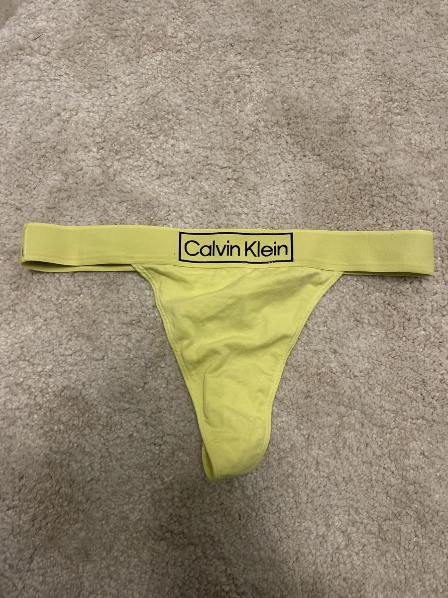 Calvin Klein Altra biancheria intima: Calvin Klein String L ungetragen – Usato da Zürich venduto da liz_l6f7