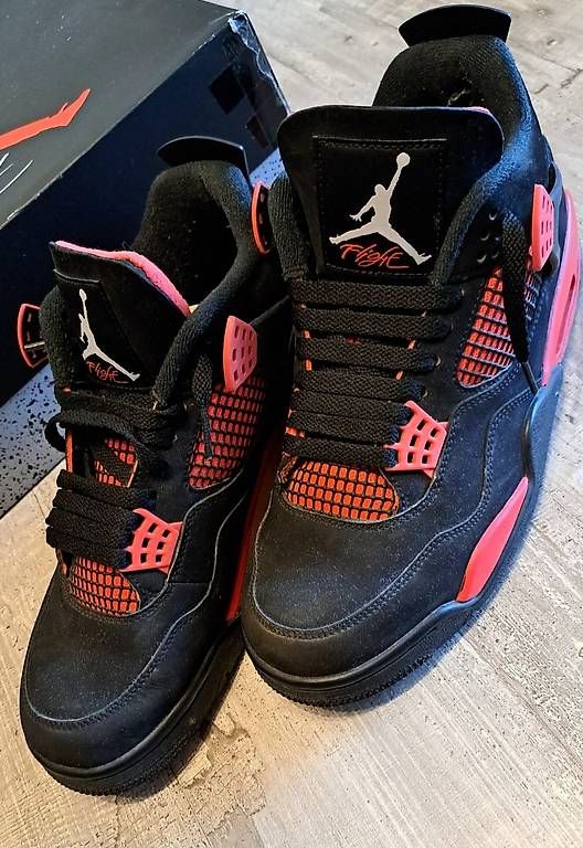 Jordan Scarpe da uomo: Jordan 4 rétro Red Thunder – Usato da MARTIGNY venduto da pinkforever1984 1