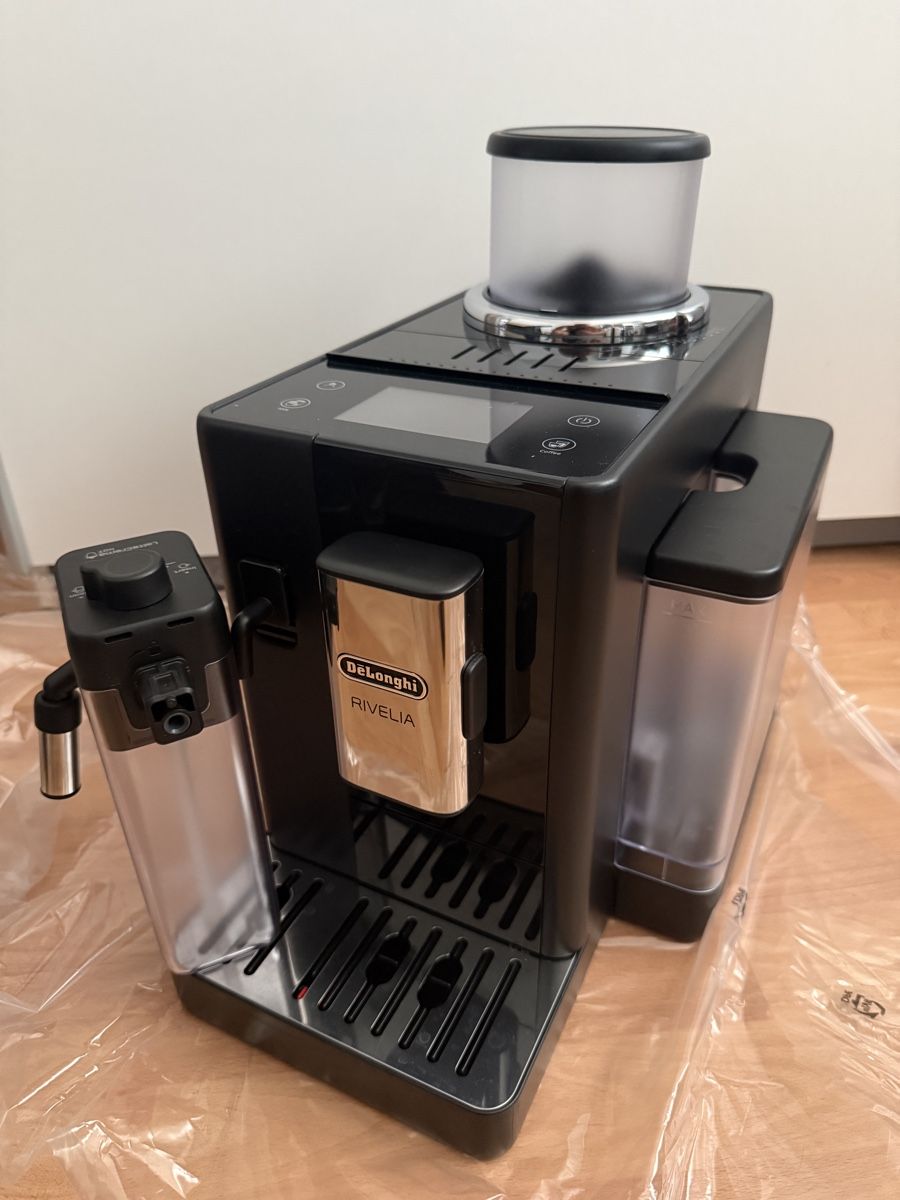 De'Longhi Macchine per caffè & Macchine per espresso: Delonghi rivelia  – Usato da Dielsdorf venduto da Chirico01