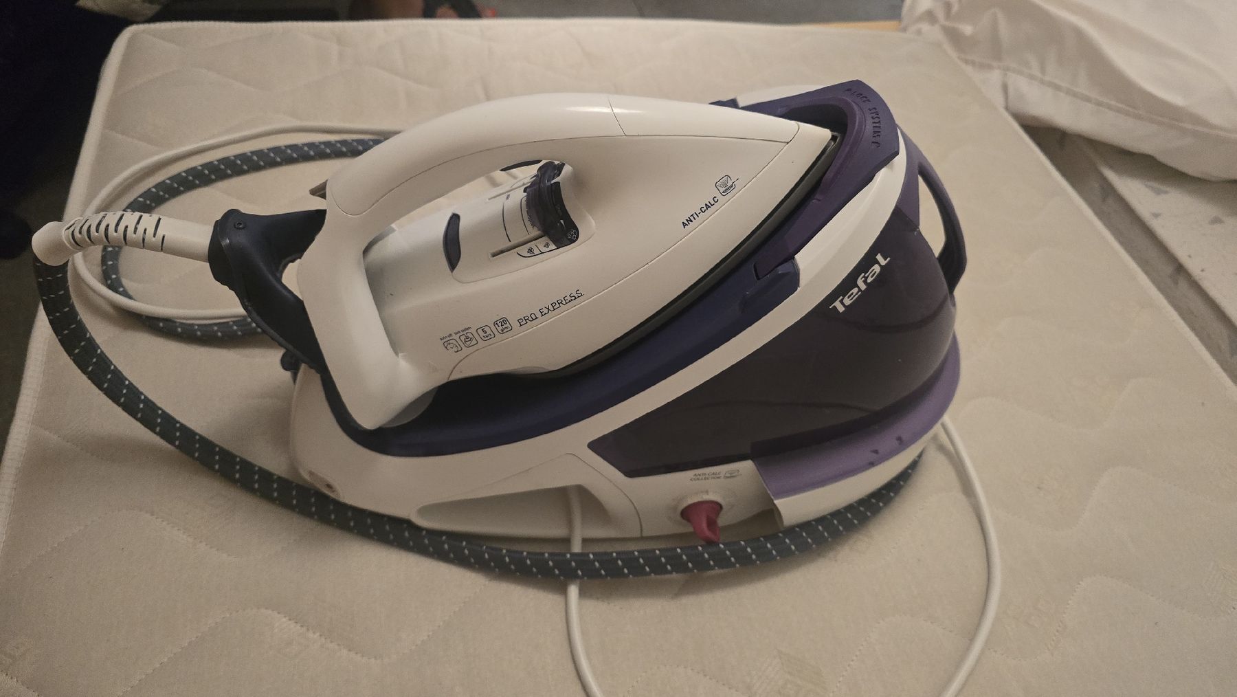 Tutte le macchine: Tefal Pro Express Steam Generator Iron used condition – Usato da Pully venduto da car_72x7 1