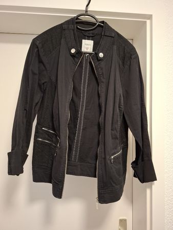 GUESS Jacke Grösse XL