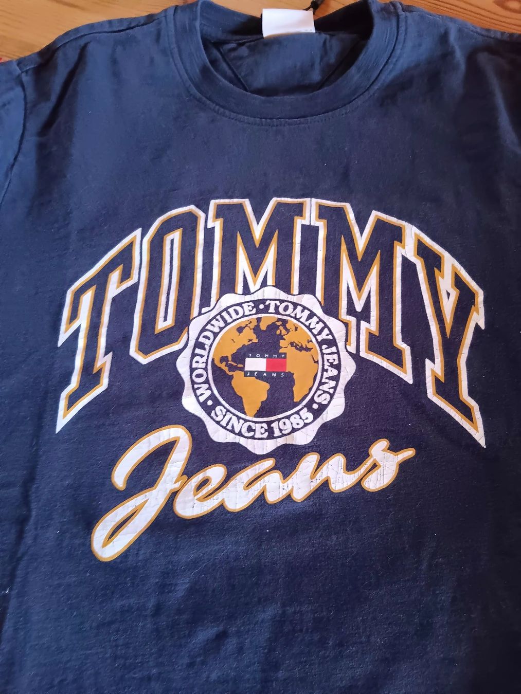 Tommy Hilfiger T-Shirts: tommy hilfiger t-shirt – Gebraucht aus Ambrì von Maerz87 1
