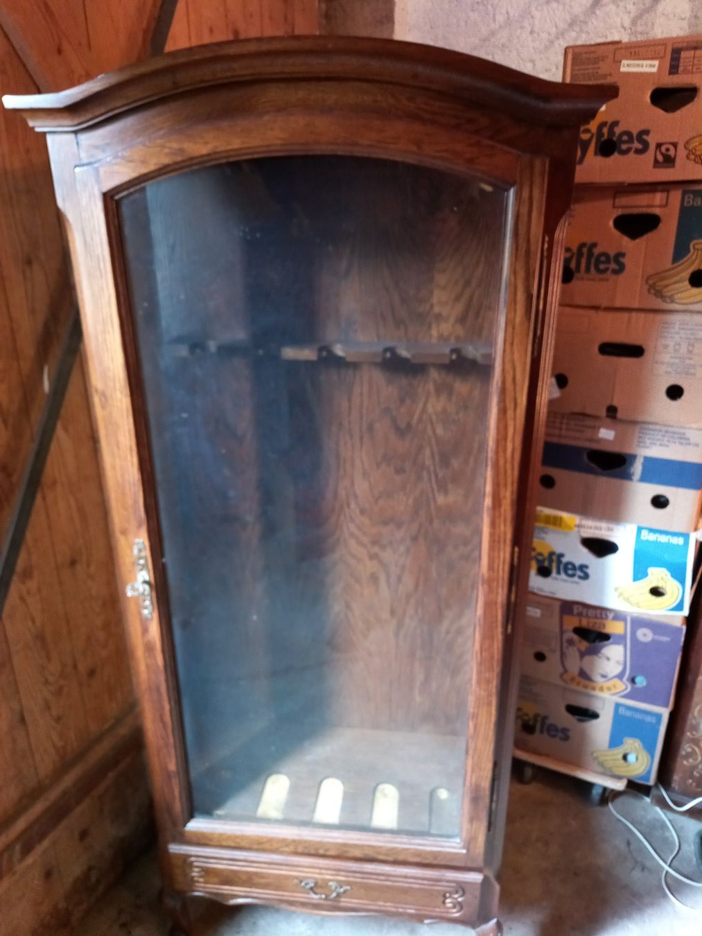 Schränke: Armoire vitrée – Gebraucht aus Noiraigue von pel_ny7d