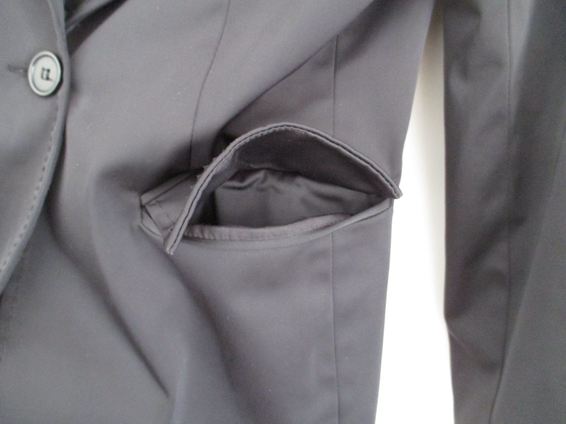 Giacche: Black jacket elegant - size 40 - worn – Usato da Morbio Superiore venduto da fel_tl9n 4