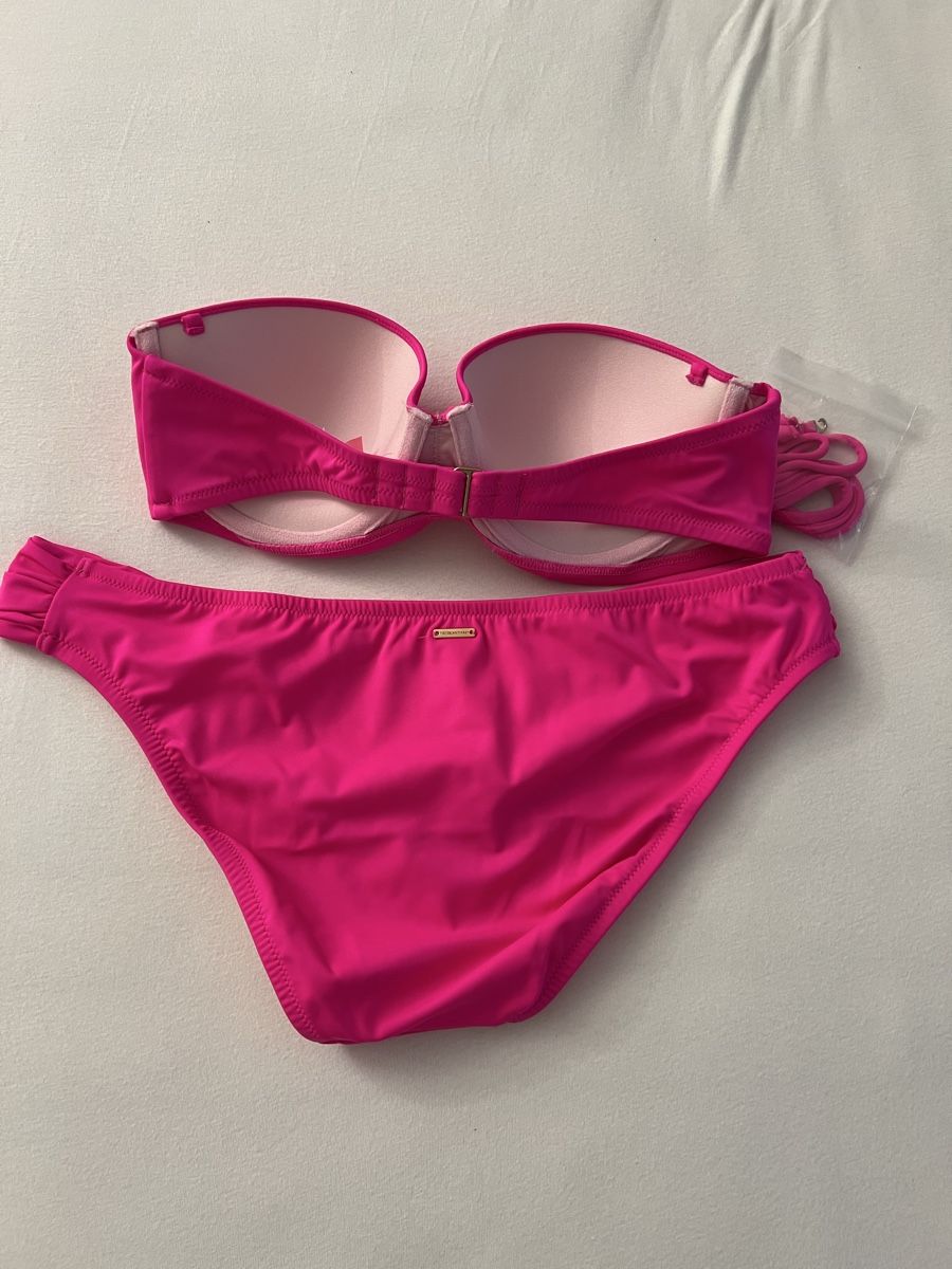 Victoria's Secret Costumi da bagno & Bikini: Victoria‘s Secret Bikini – Nuovo (secondo la descrizione) da St.Gallen venduto da Shopaholic5 2