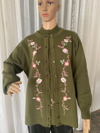 RARITÄT - stylisches Twinset mit toller Stickerei, M/L