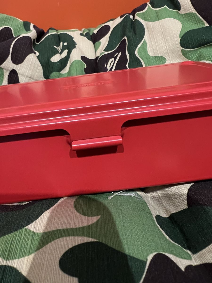 Altro in Decorazioni & Accessori: Supreme Box – Nuovo e nell'imballaggio originale da Zürich venduto da Realvintagesale 3