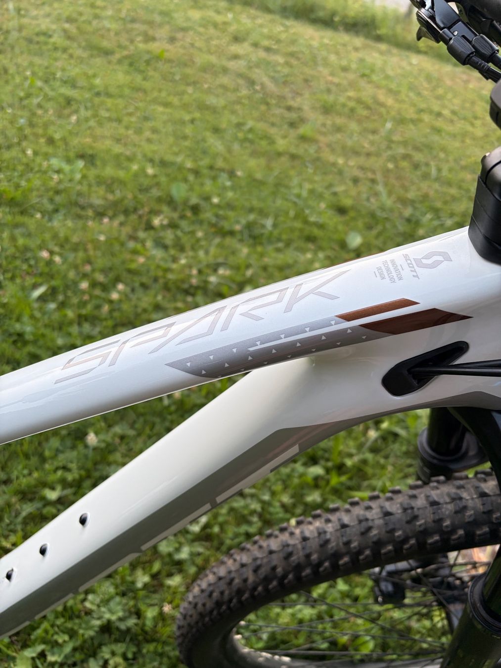 Scott Velos: SCOTT Spark Contessa carbone Taille S – Gebraucht aus Charmey (Gruyère) von chw_57zp 3