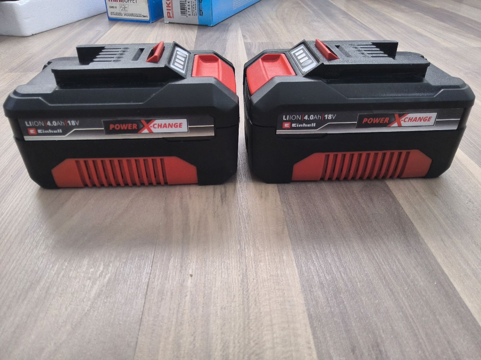 Einhell Caricatori & Batterie: Einhell Akku Liion. 4.0 Ah 18V 2 Stk. – Usato da Gross venduto da tho_8nxw