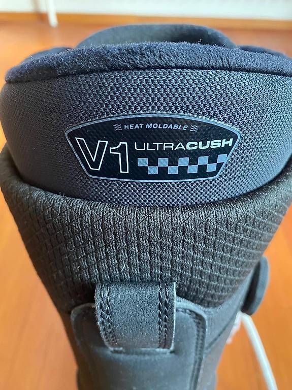 Scarpe da uomo: Snowboard Schuhe Vans (Gr.46) – Usato da Buchs AG venduto da fisch_63 1