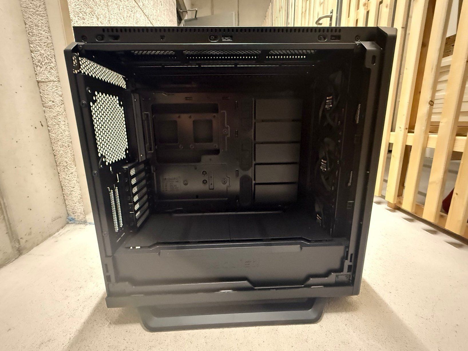 beQuiet! Custodie: be quiet! Silent Base 802 (Window, Schwarz) PC Gehäuse – Usato da Bern venduto da gusophia 6