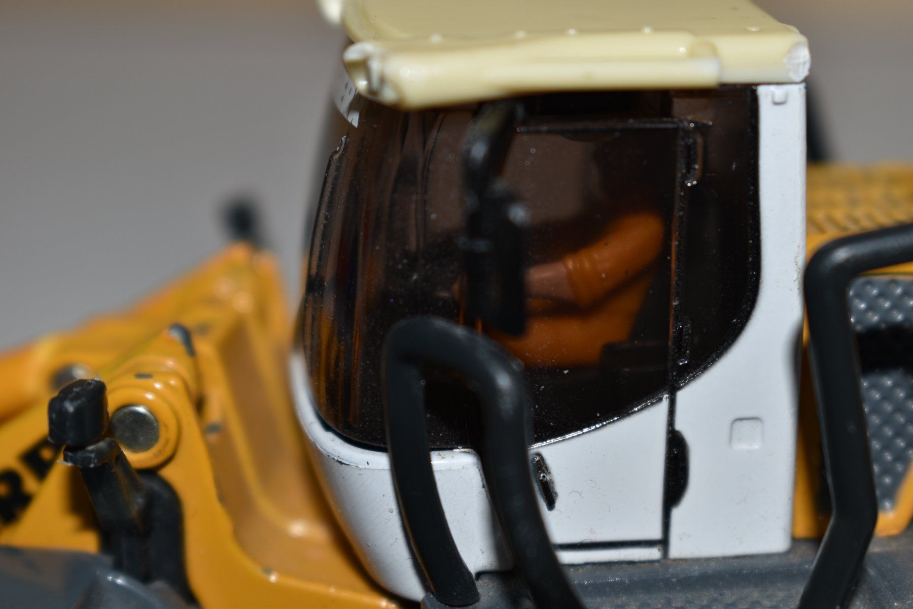 Siku Modellini d'auto: Siku 3533 Liebherr 580 Radlader Modellauto – Usato da Speicher venduto da Indigoblau_3 5