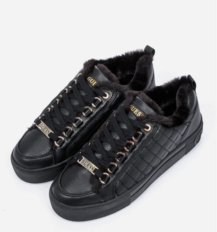 Guess Scarpe da donna: Guess Winter Sneaker, Gr. 39 - Neuwertig! – Nuovo (secondo la descrizione) da Baar venduto da RDNA