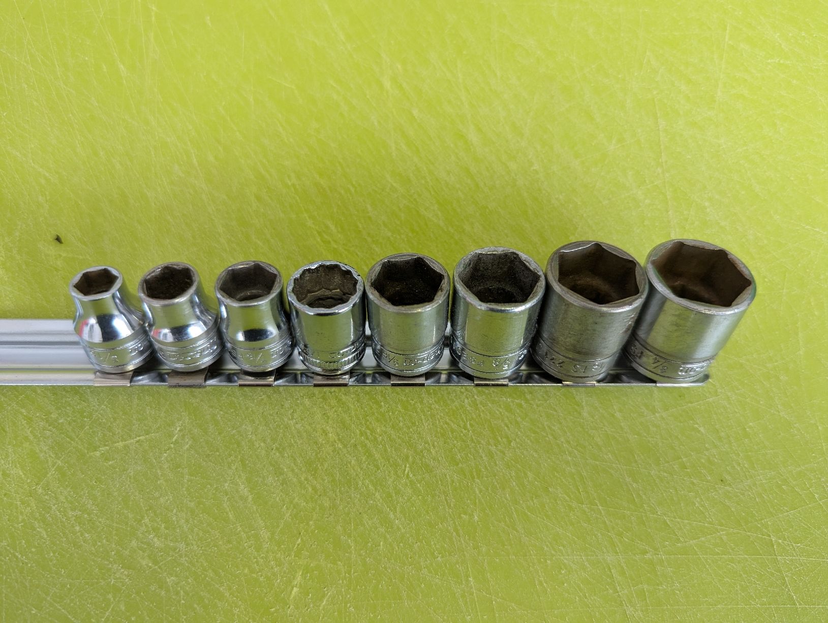 Snap-on Alle Werkzeuge: Snap-On Nüsssatz 8 Stk. 3/8" antrieb – Gebraucht aus Guntershausen von Ricoola 1