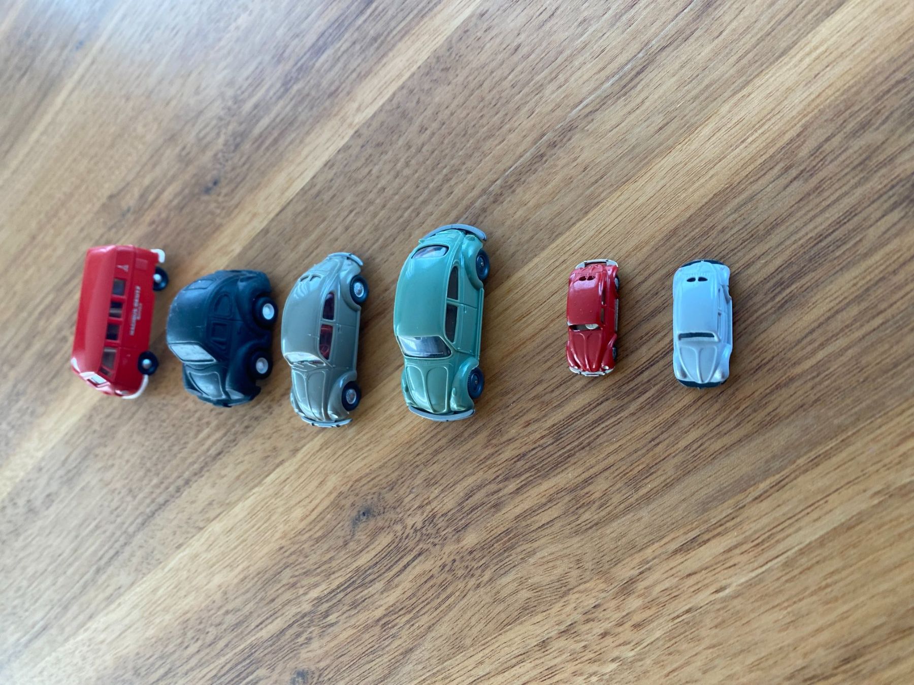 Volkswagen Modellini d'auto: VW Käfer und VW Bus - kleine Modellauto – Usato da Gerolfingen venduto da Regenbogen88 2