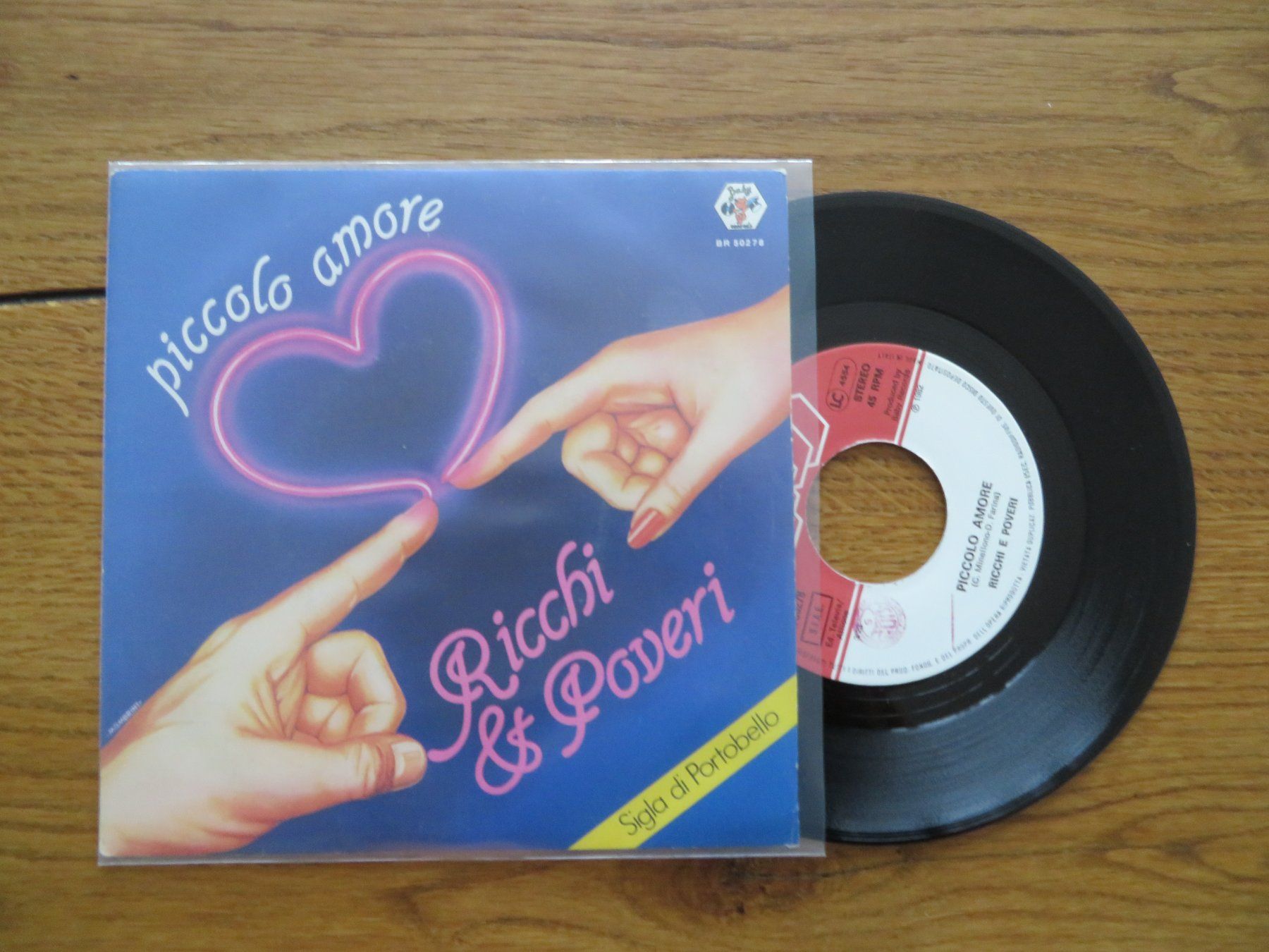 Dischi in vinile: Ricchi e Poveri - Piccolo Amore - Rare Single 7" Vinyl! – Nuovo (secondo la descrizione) da Zürich venduto da max_cp5f