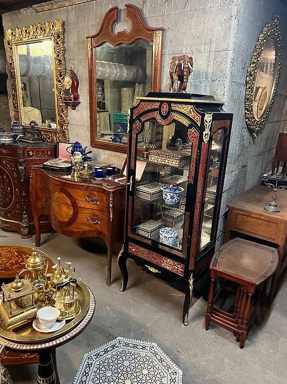 Cassettiere: Vente de beaux meubles de styles. – Usato da geneve venduto da louisart