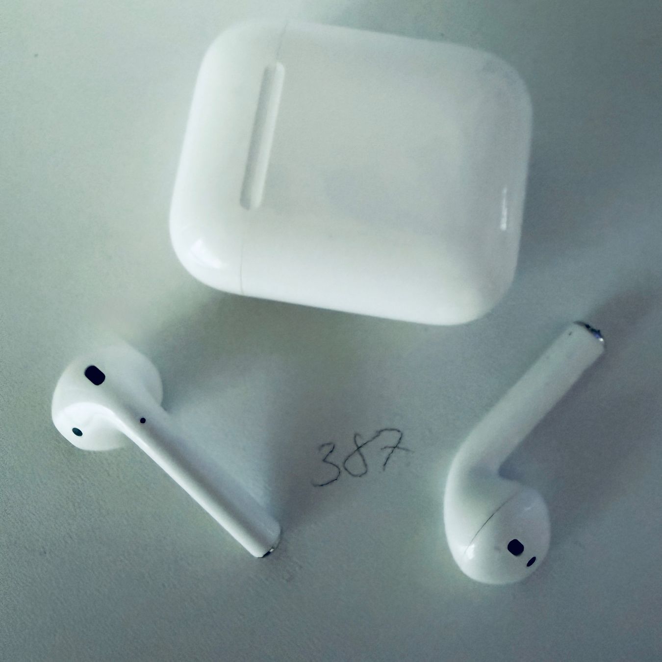 Apple Cuffie: Original Apple AirPods 2 Gen. Wireless Kopfhörer & Case – Usato da Basel venduto da MY.AIRPODS.SHOP 8
