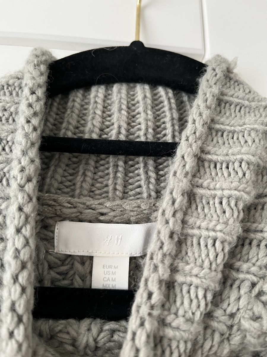 H&M Maglioni & Felpe: Sehr warm haltender Rollkragenpullover – Nuovo (secondo la descrizione) da Allschwil venduto da eyl_bb8q 2
