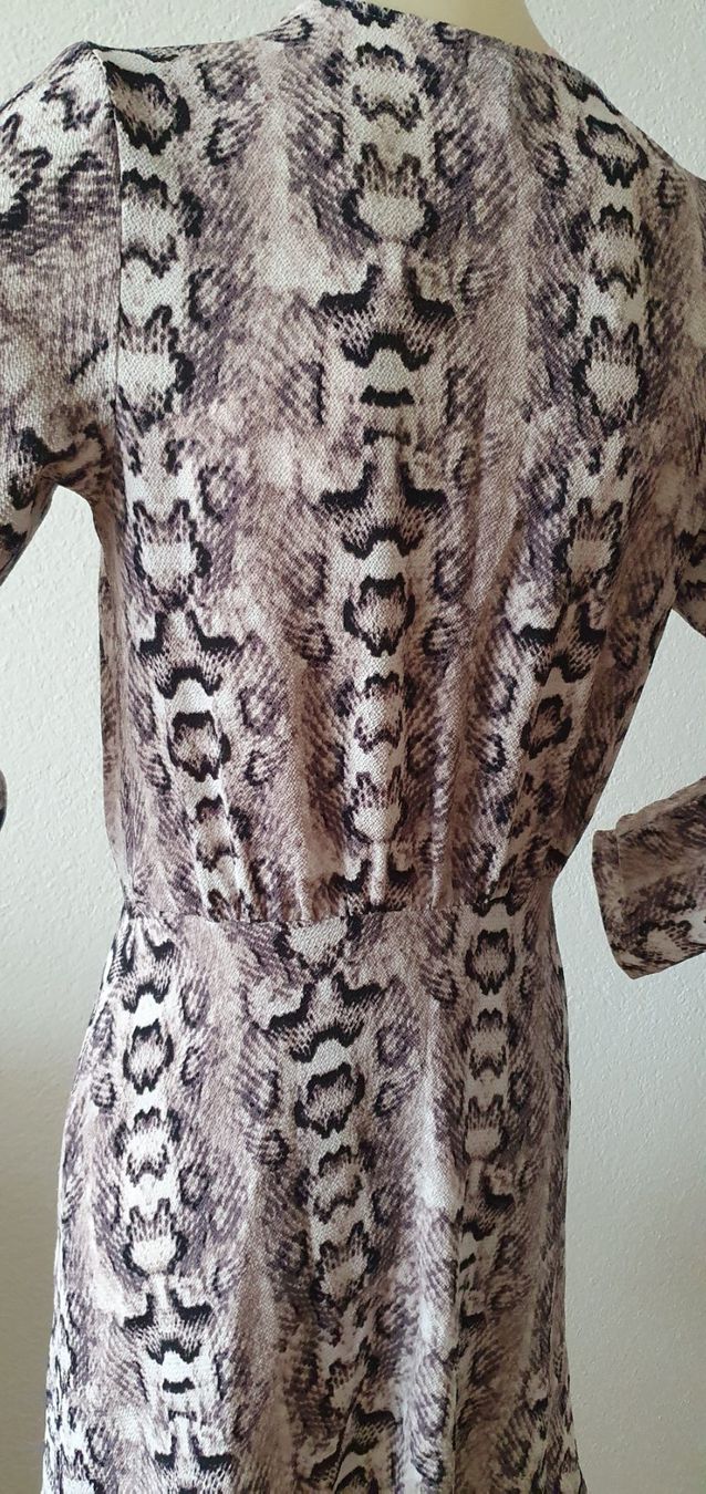 H&M Vestiti: DIVIDED Kleid gr38 – Nuovo (secondo la descrizione) da Niederbipp venduto da fashionfuchs 4