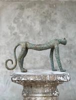 Cheetah - Elegant Sculpture, patinated bronze