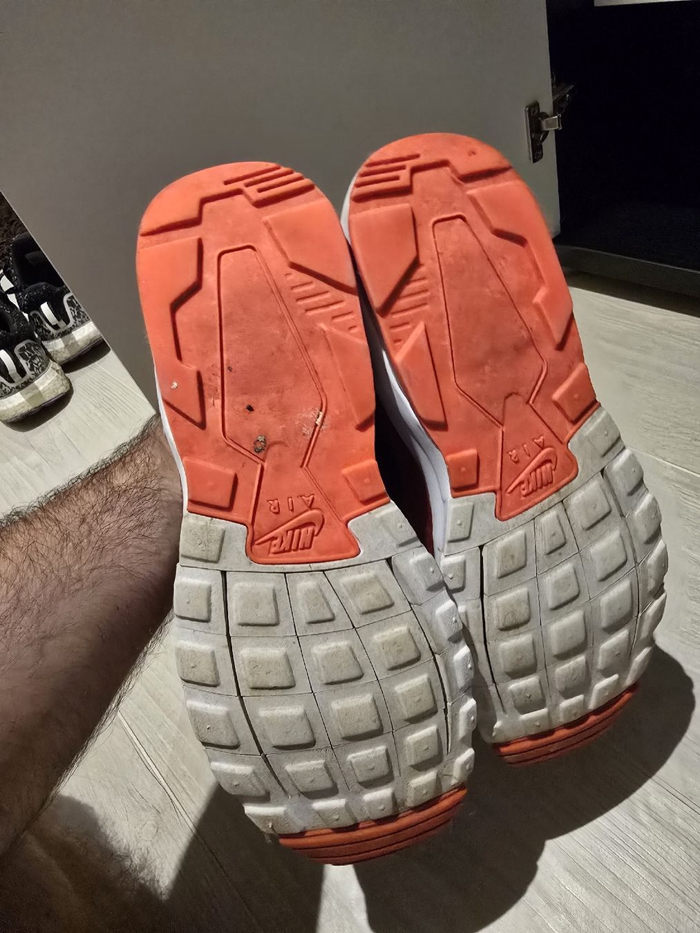 Nike Scarpe da uomo: Nike Orange Size 41 – Usato da Dompierre FR venduto da Naitcir 2