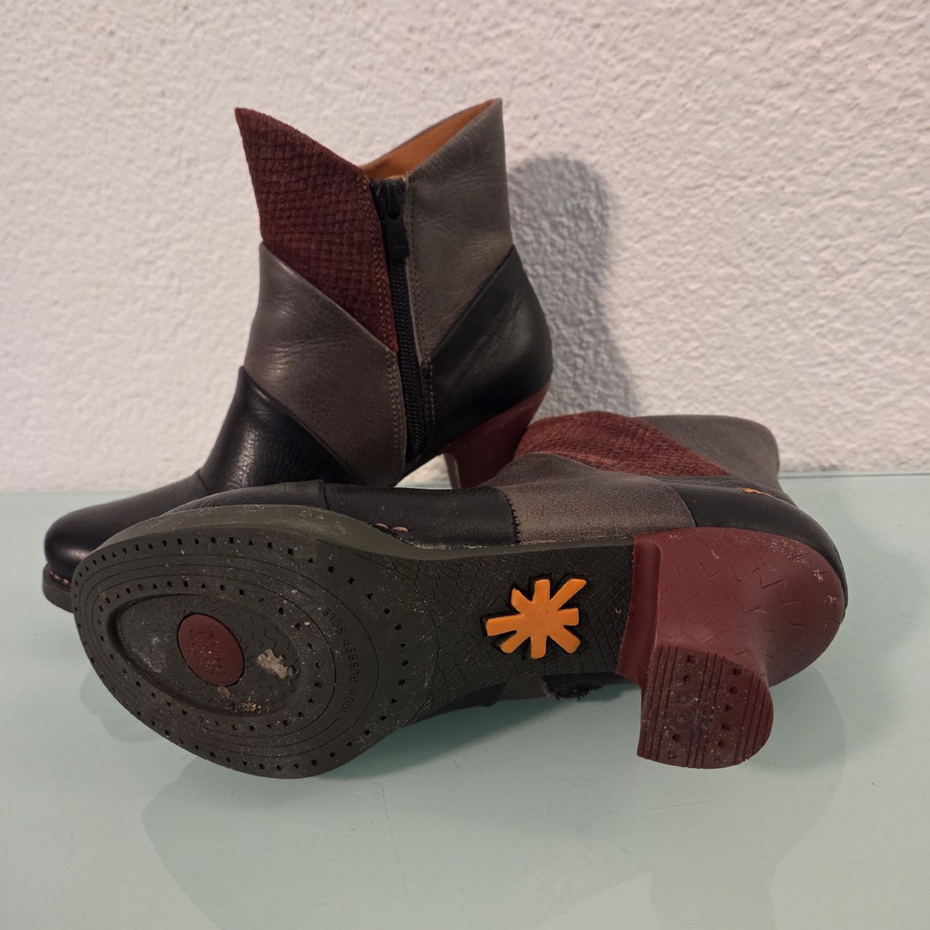 Art Scarpe da donna: Bottines originales en cuir Art, taille 37 – Nuovo (secondo la descrizione) da Monthey venduto da Bubuline 1