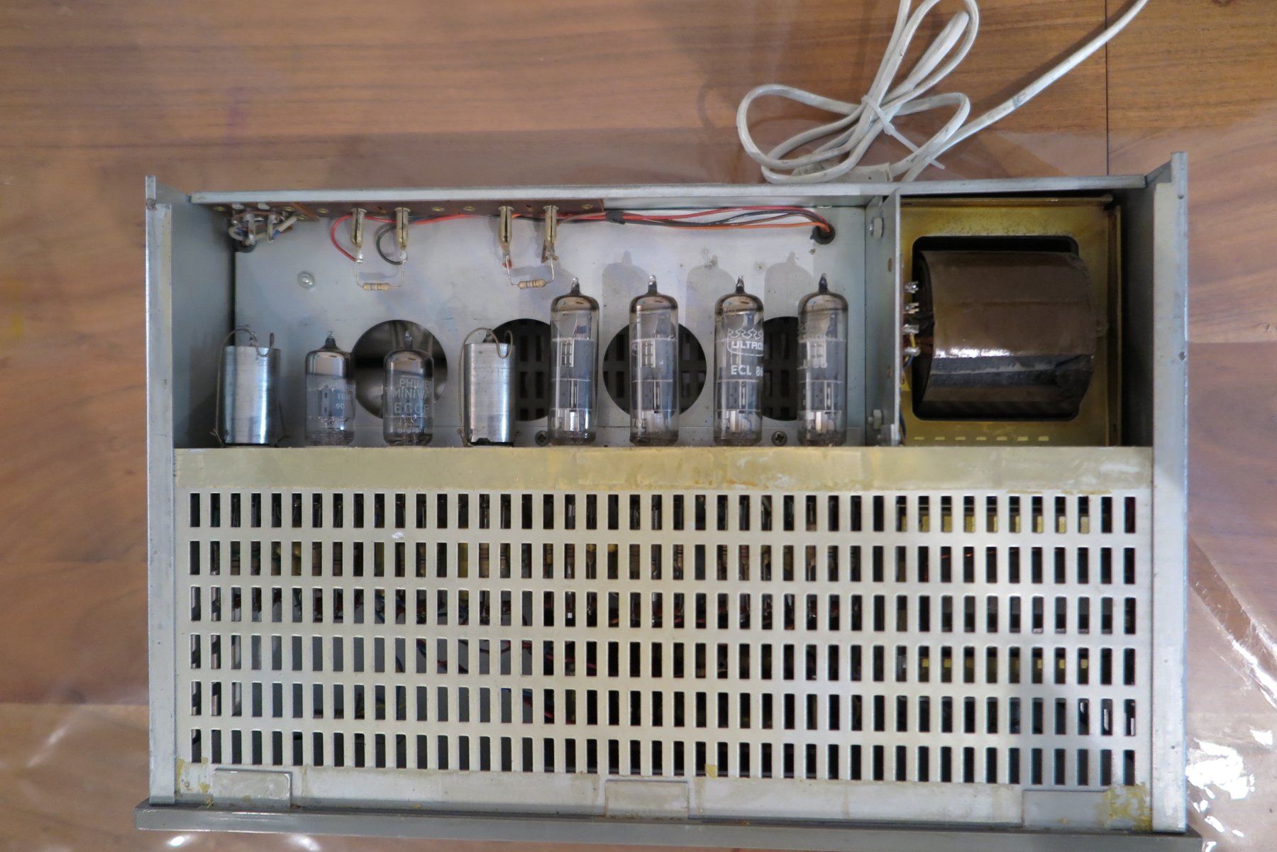 Revox Amplificateurs: Revox 40 Röhrenverstärker – D'occasion à Wangen an der aare par swiss.antik 4