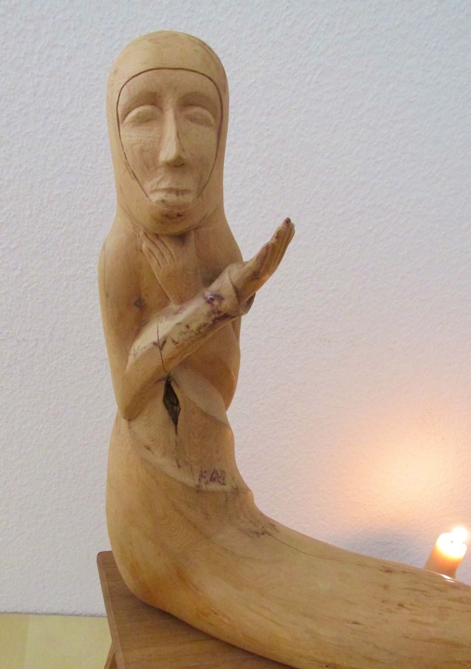 Statuette: handgeschnitzte Figur aus Holz – Usato da Winterthur venduto da mat_q5d5 1