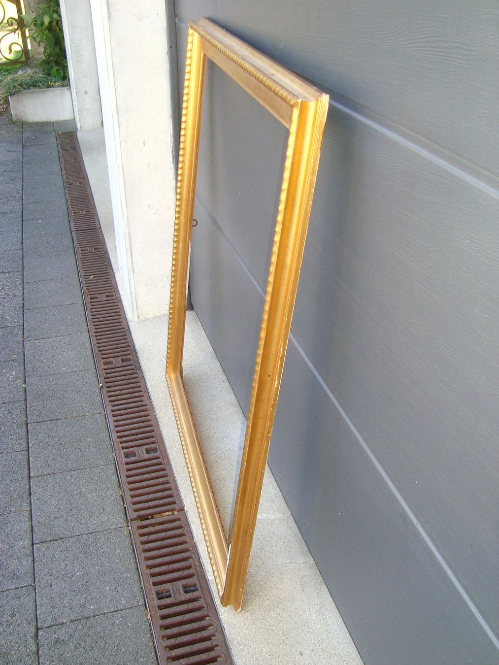 Cornici: grosser antiker Holz-Stuck Goldrahmen – Usato da Oberdorf NW venduto da Lufao 2