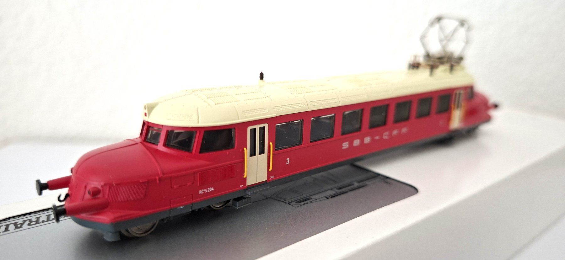 Hobbytrain Modellini di ferrovie: Hobbytrain roter Pfeil SBB H2643 – Nuovo e nell'imballaggio originale da Biberist venduto da Ntrains 4