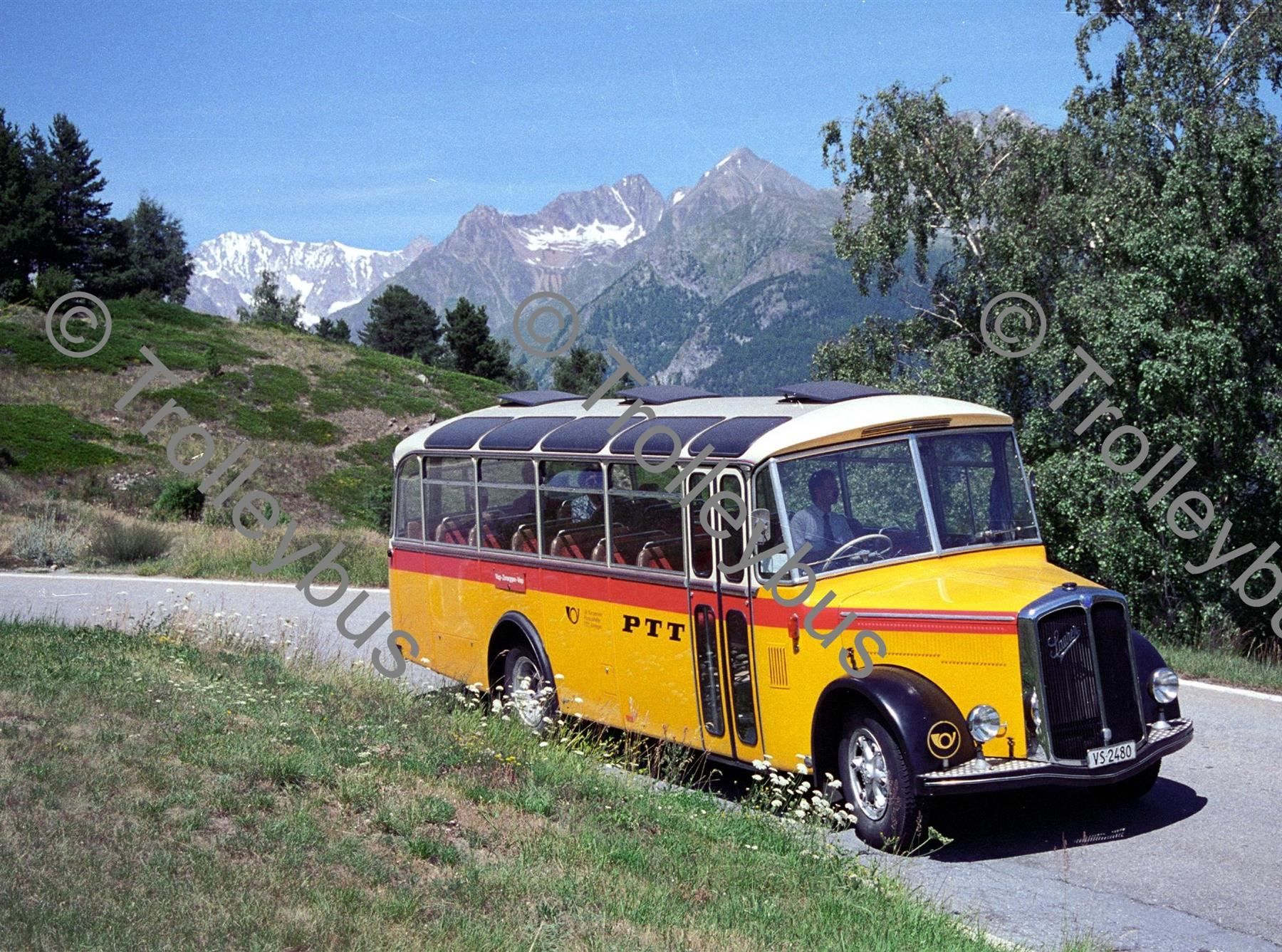 Cartoline postali: Postauto Postkarte Saurer L4C                         BTM031 – Nuovo e nell'imballaggio originale da Bottmingen venduto da Trolleybus