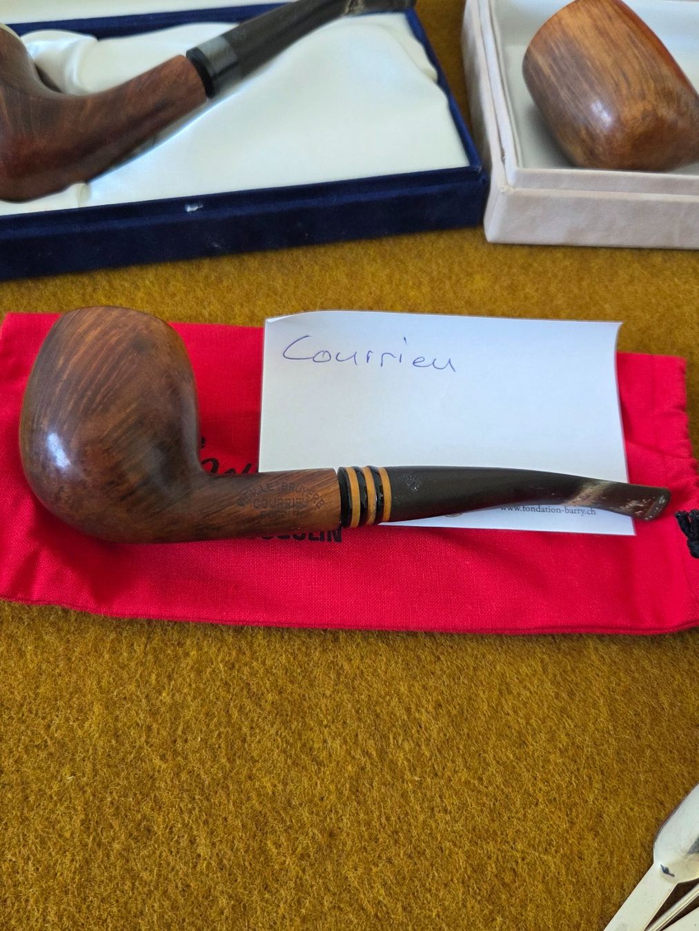 Pipe & Accessori: 4 Pfeifen im Set inkl. -Halter – Usato da Hünenberg venduto da pma_dm5g 4