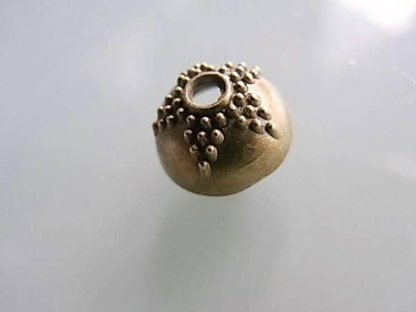 Perle (finte): 10 Perlkappen bronze Sternmuster  9mm – Nuovo (secondo la descrizione) da Alpnachstad venduto da perlengaby