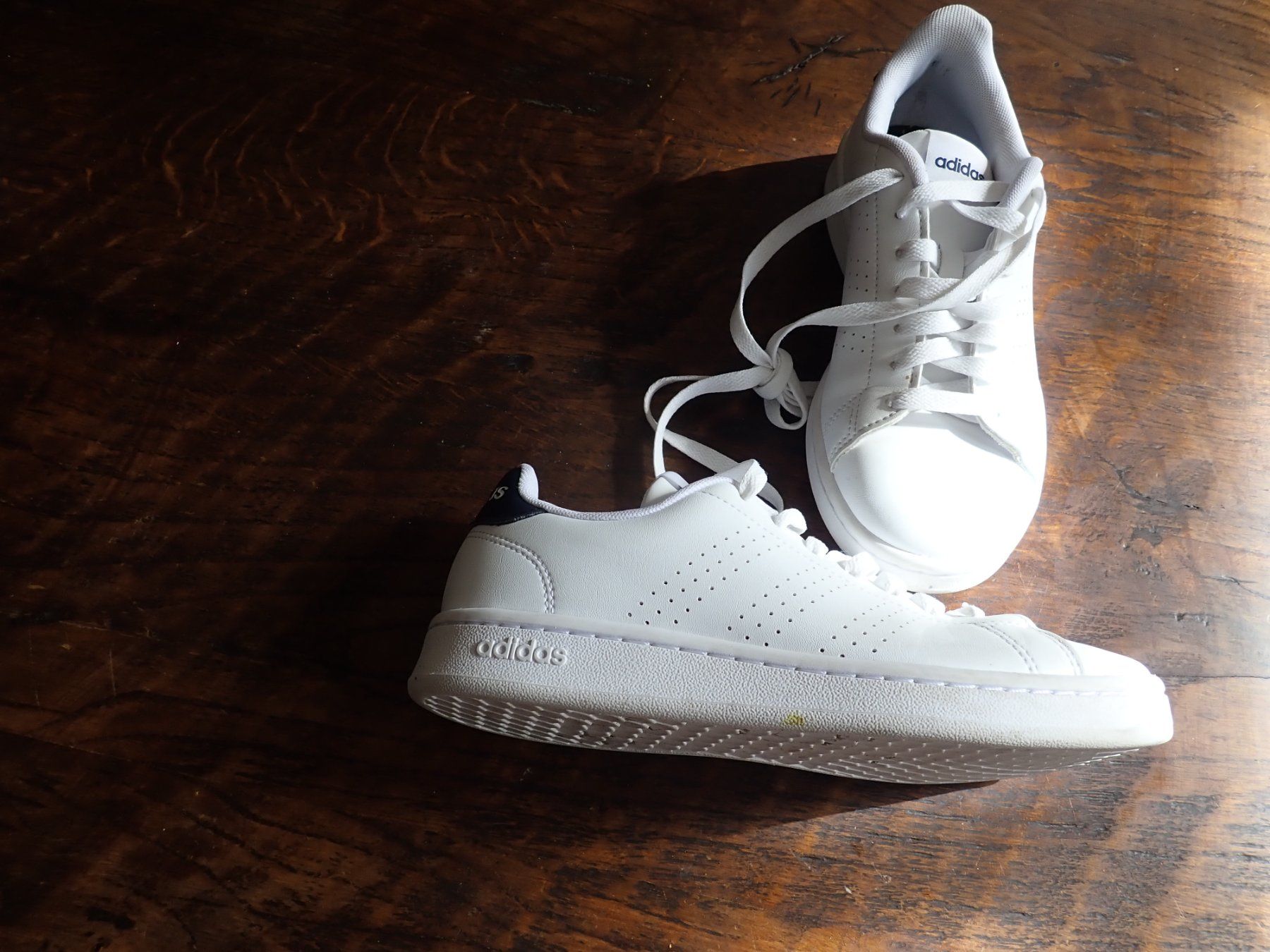 Adidas Chaussures garçon: Baskets Adidas 36 – Neuf (Voir description) à Petit-Lancy par camping_car 1