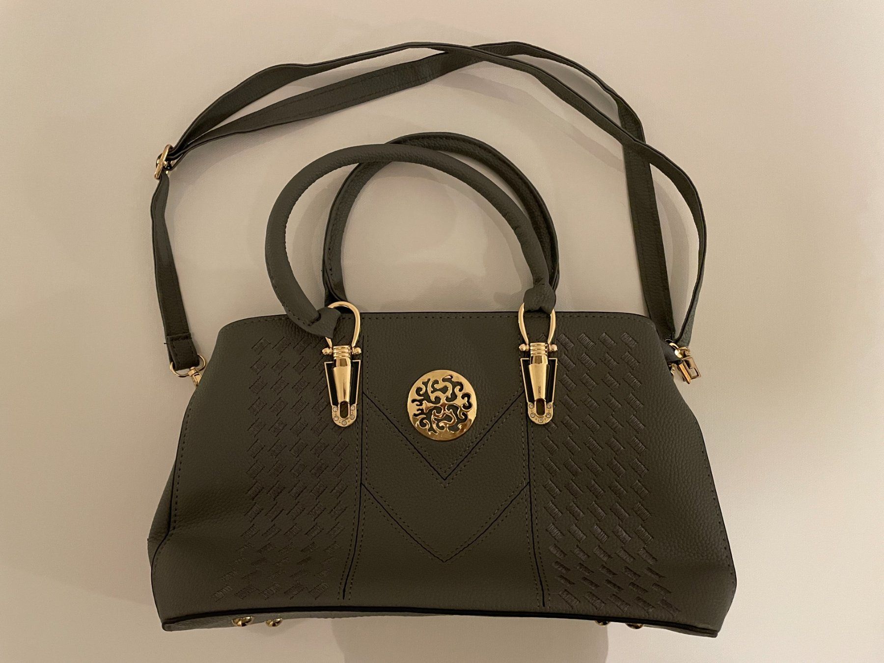 Taschen für Damen: Elegant Gray Bag – Neu (gemäss Beschreibung) aus Chiasso von Er_Mon