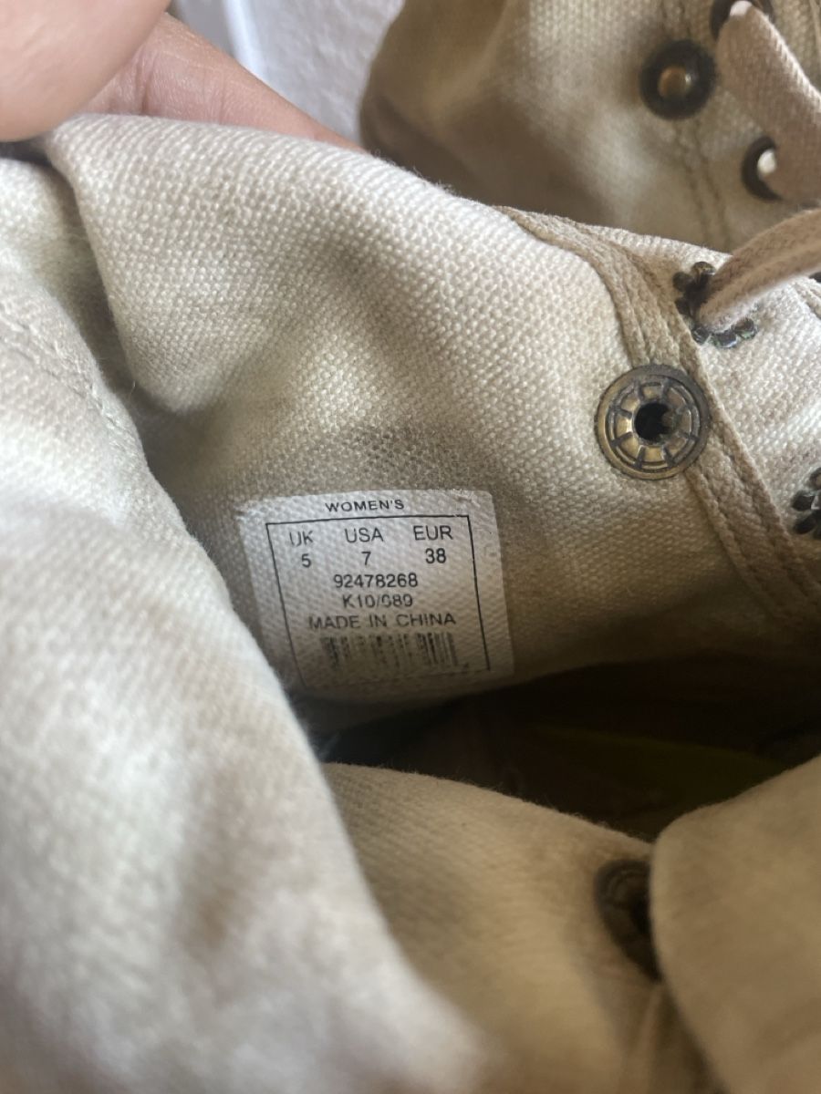 Palladium Scarpe da uomo: Bottes Palladium – Usato da Martigny venduto da Lea_lucci 4
