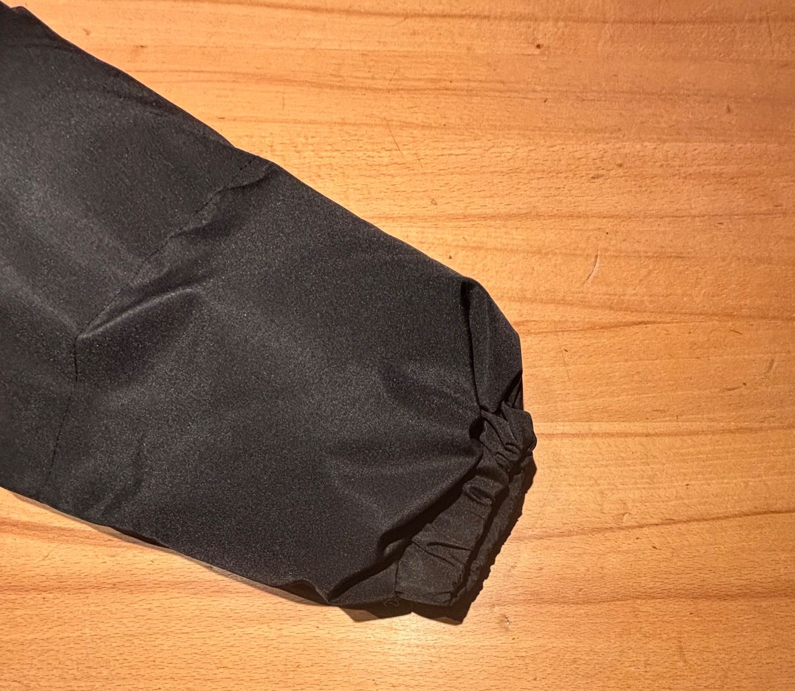 Jacken: Daunenjacke schwarz – Neu und originalverpackt aus Leukerbad von Romro 2