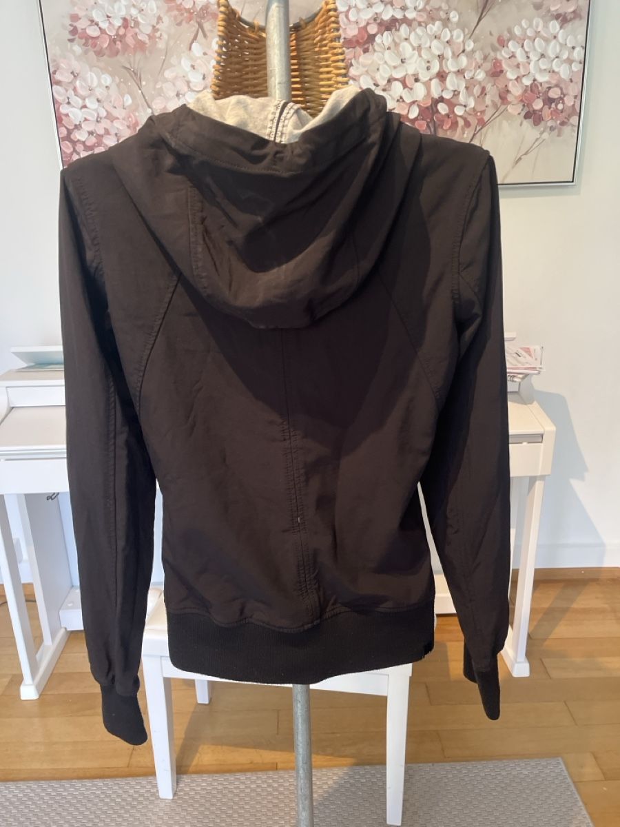 Bench Jacken: Bench Jacke schwarz, M – Gebraucht aus Solothurn von Bobesch08 5