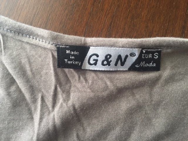 T-Shirts: Damen Shirt kurz Gr. S – Gebraucht aus Emmen von Aribini 1